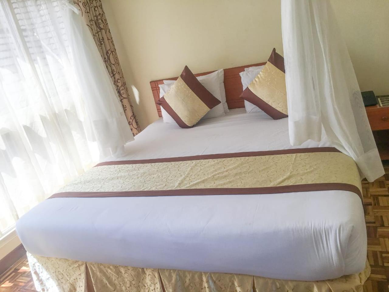 Golden Gates Hotel Thuthuriki Zewnętrze zdjęcie